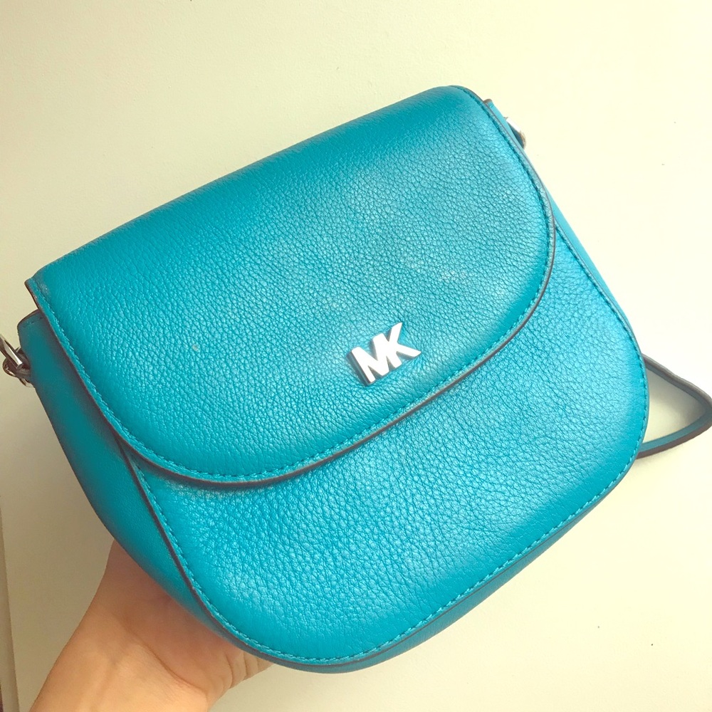 Cross body